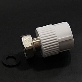 Патрубок пер. пласт. с нак. гайк.20х3/4" белый (4/160) ПРО АКВА (РА29010)