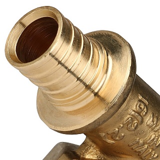 Угольник с внутр. резьбой 16х1/2" (10/100) (SFA-0006-001612)  STOUT