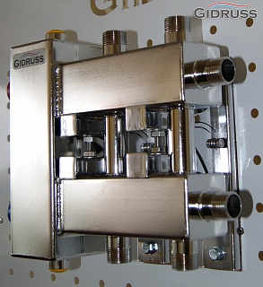 Балансир. коллектор BMKSS-60-3DU Pmax=60 кВт (1 вверх, 1 вниз, 1 в сторону) AISI304