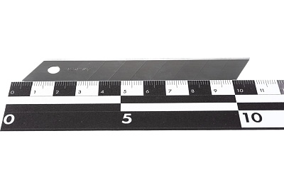 Лезвия 18мм STAYER "PROFESSIONAL" сегментированные, 5 шт (0915-S5)               
