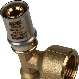Тройник-переходник с внутренней резьбой 16х1/2"х16 SFP-0007-001216 STOUT