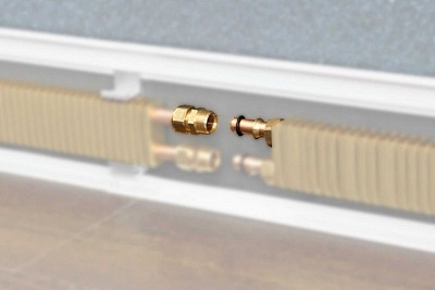 Фитинг соединительный для теплого плинтуса