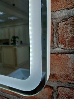 Зеркало Неон 3 с LED подсветкой (сенсор на корпусе) 600х800 MISTY